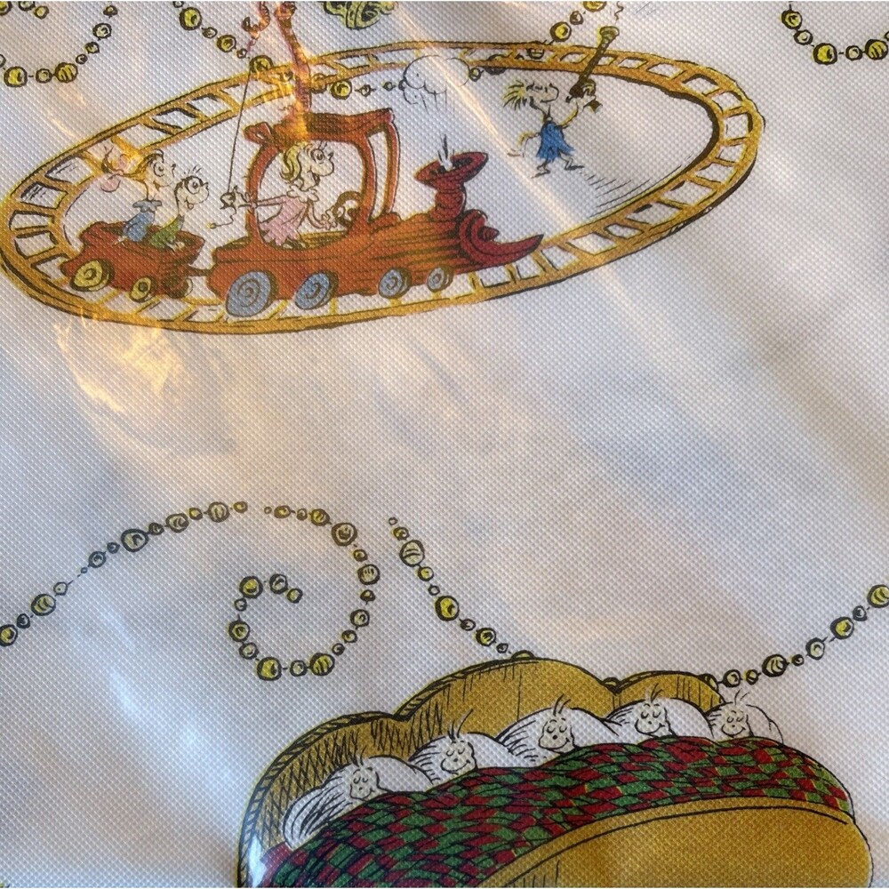 The Grinch Christmas Vinyl Tablecloth Nice & Thick 70” x 52” NEW! - Picture 6 of 10